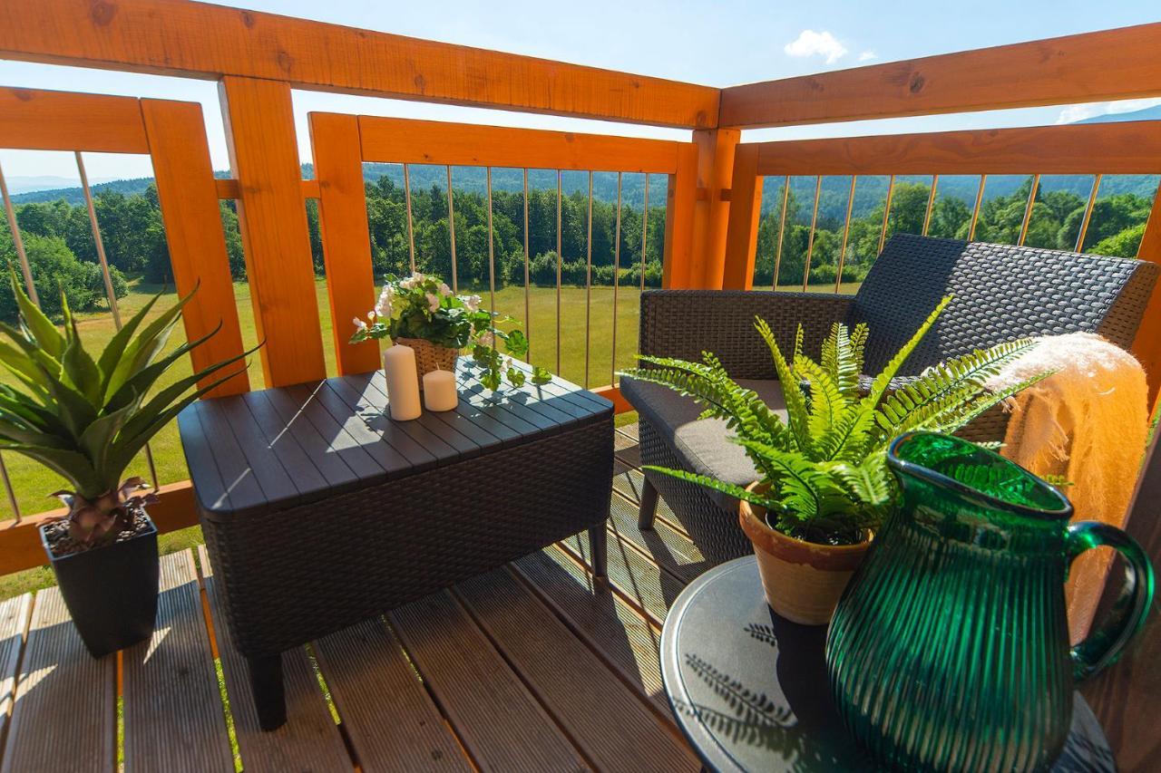 Trevilles Apartamenty - Shiny Rock ชกลาร์สกา ปอเรมบา ภายนอก รูปภาพ