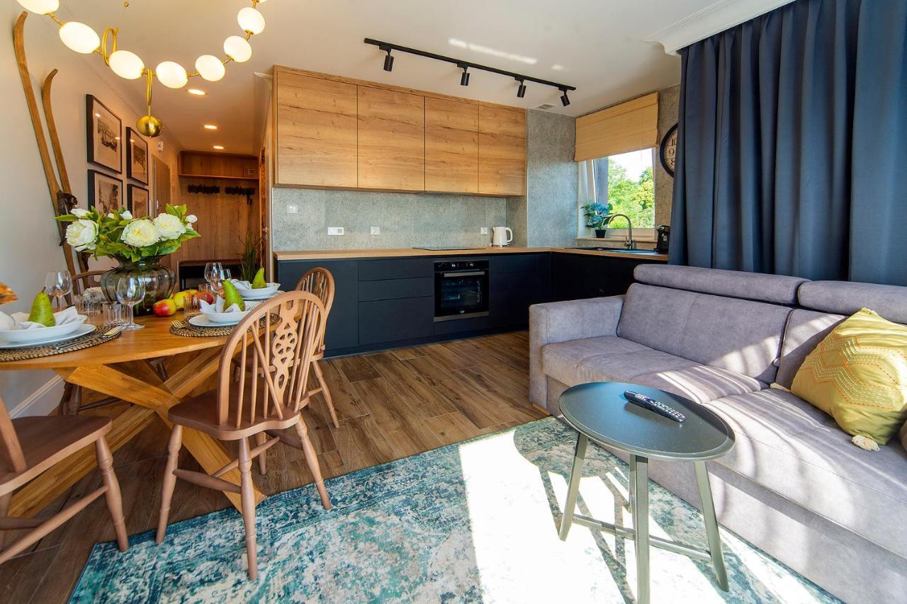 Trevilles Apartamenty - Shiny Rock ชกลาร์สกา ปอเรมบา ภายนอก รูปภาพ